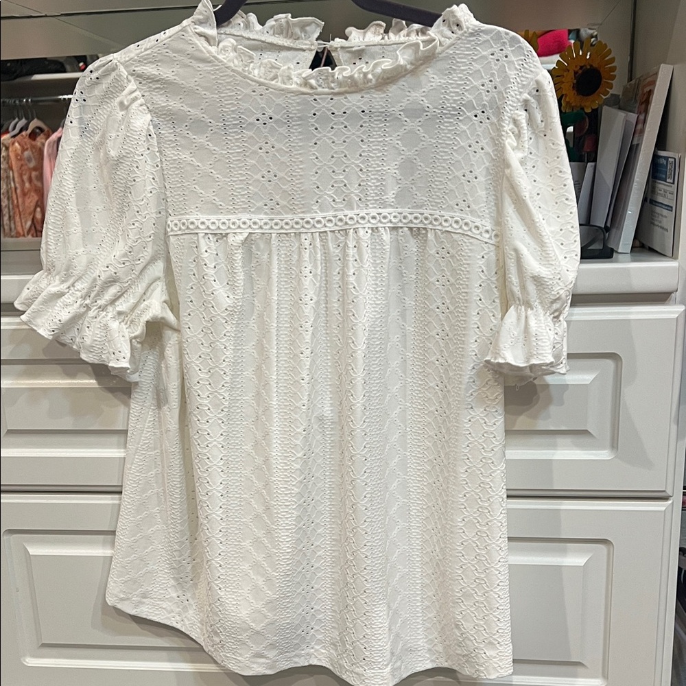 Elegant White Eyelet Lace Top